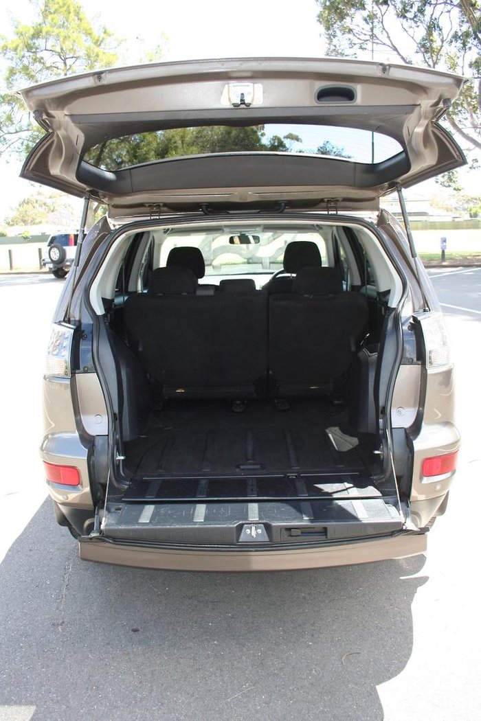 2009 Mitsubishi Outlander LS ZH MY10 4X4 On Demand Iron Bark