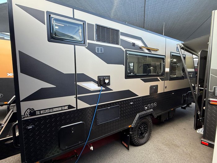 2025 Urban Caravans Tuff-X 17'10