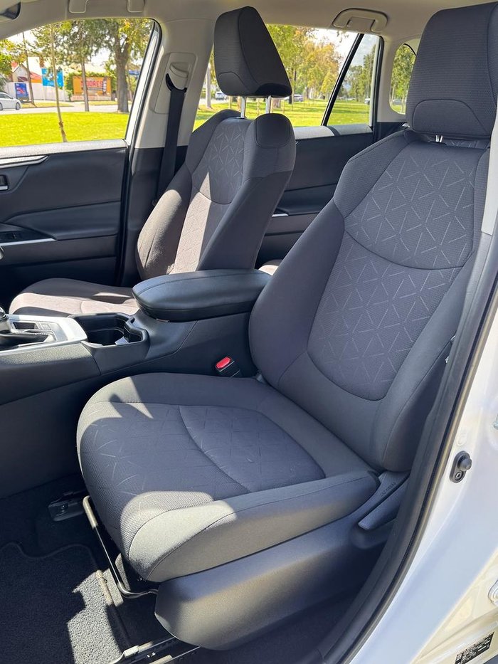 2019 Toyota RAV4 GXL AXAH52R Glacier White