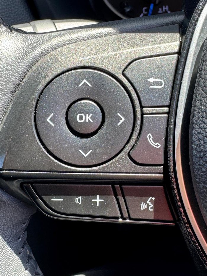 2019 Toyota RAV4 GXL AXAH52R Glacier White