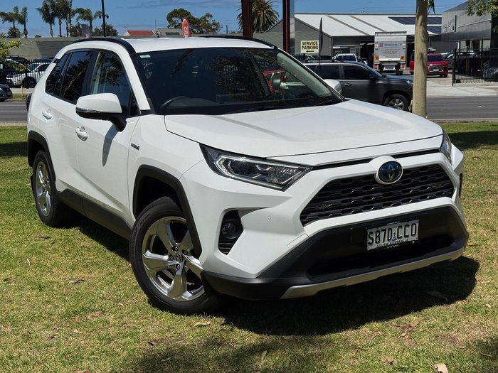 2019 Toyota RAV4 GXL AXAH52R Glacier White