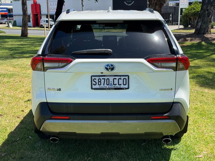 2019 Toyota RAV4 GXL AXAH52R Glacier White