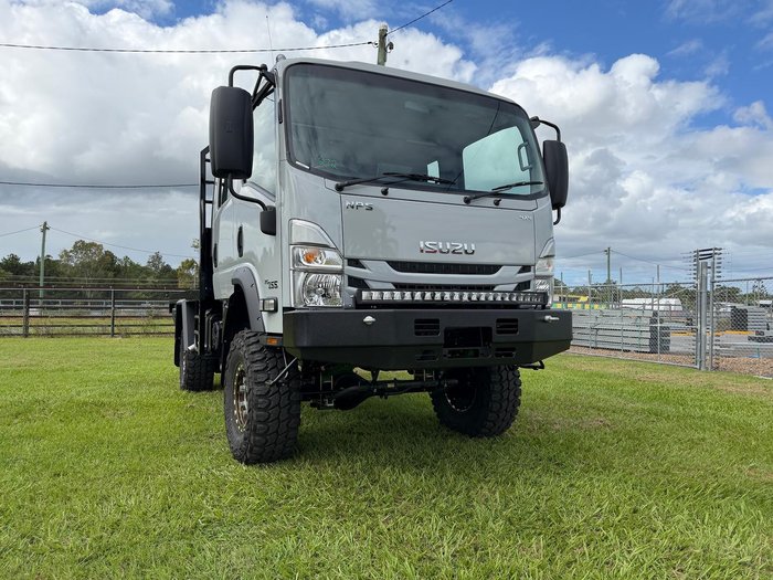 2025 Isuzu N Series NPS 75/45-155 White