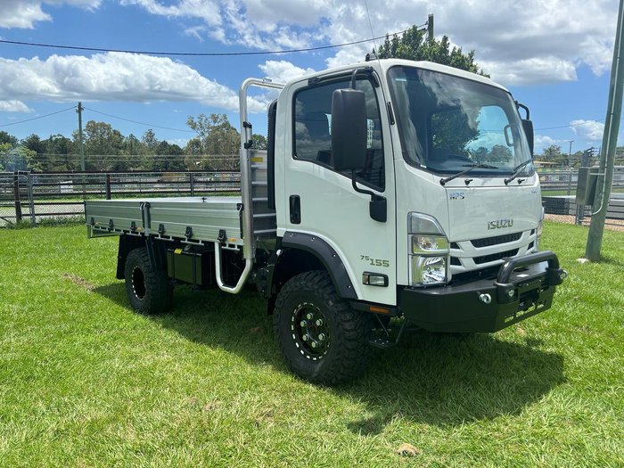 2025 Isuzu Nps NPS 75-155 White