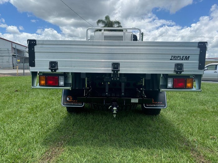 2025 Isuzu Nps NPS 75-155 White