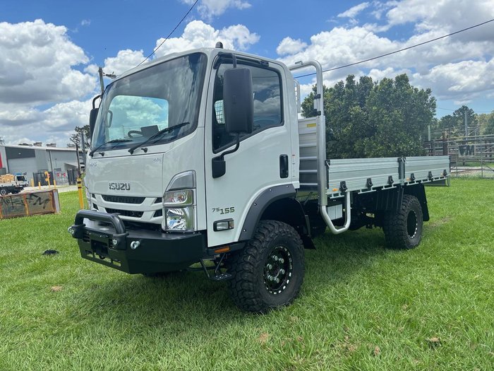 2025 Isuzu Nps NPS 75-155 White