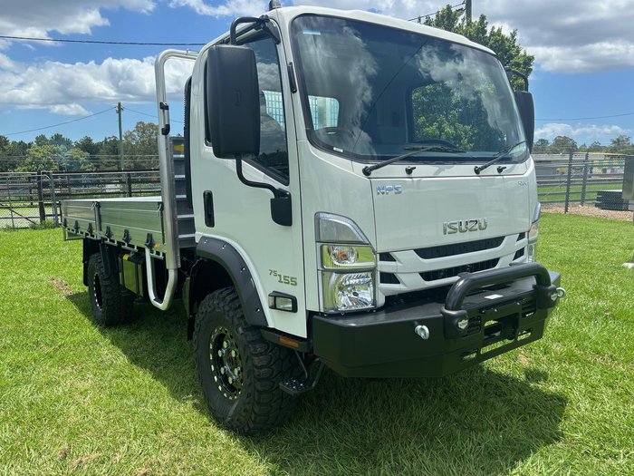 2025 Isuzu Nps NPS 75-155 White