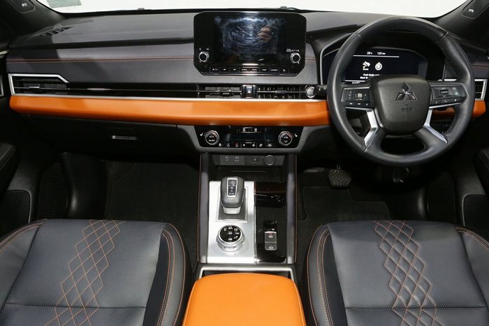 2024 Mitsubishi Outlander Exceed Tourer