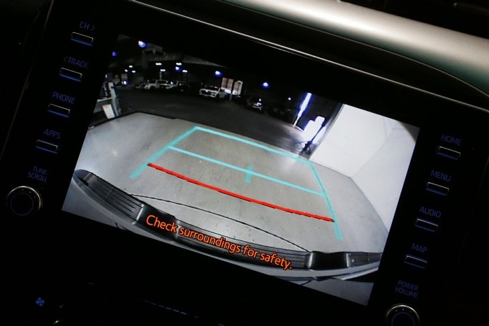 2020 Toyota Hilux SR5