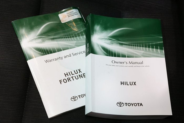 2020 Toyota Hilux SR5