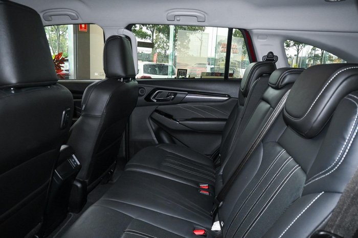 2024 Isuzu MU-X LS-T