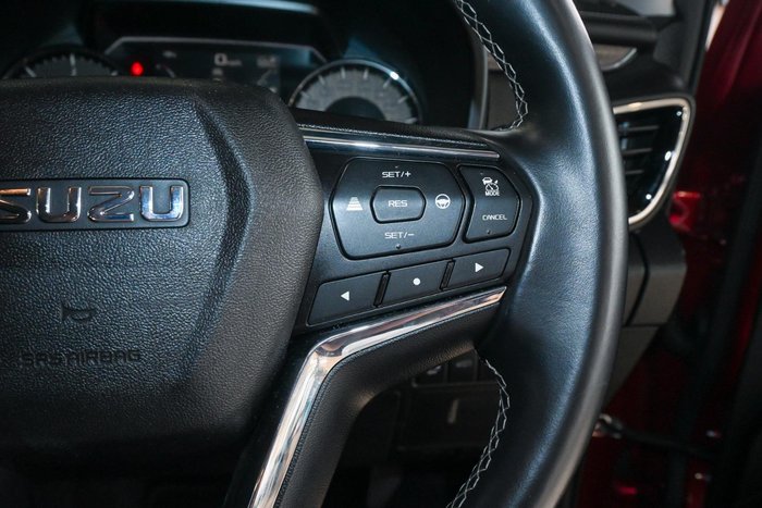 2024 Isuzu MU-X LS-T