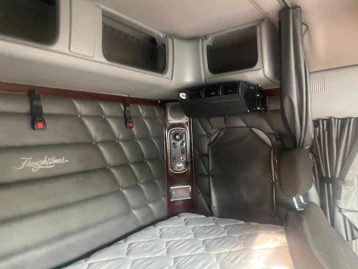 2018 Freightliner Argosy