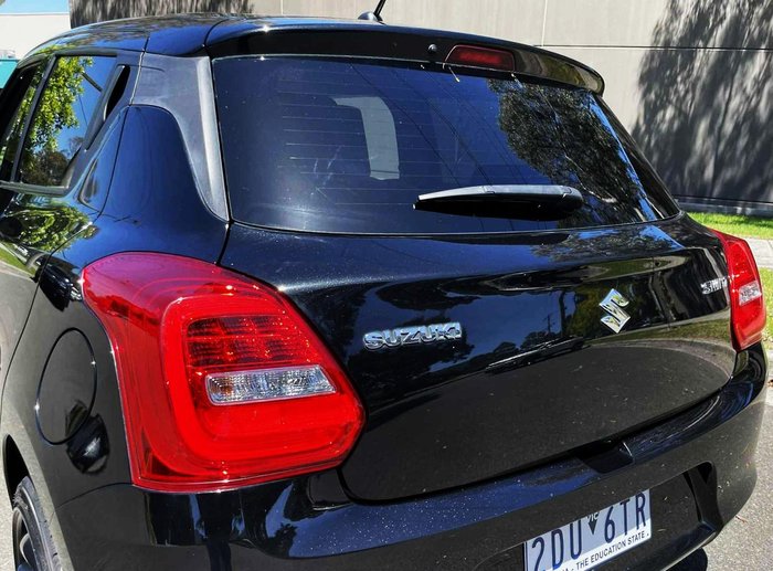 2017 Suzuki Swift GL Navigator