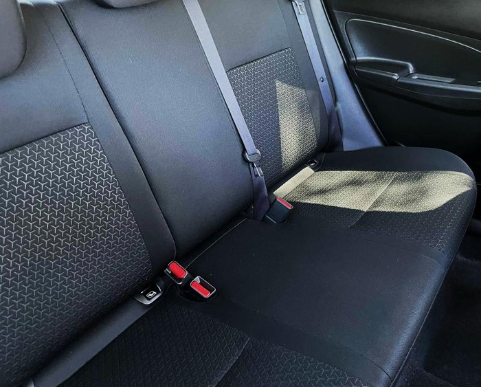 2017 Suzuki Swift GL Navigator