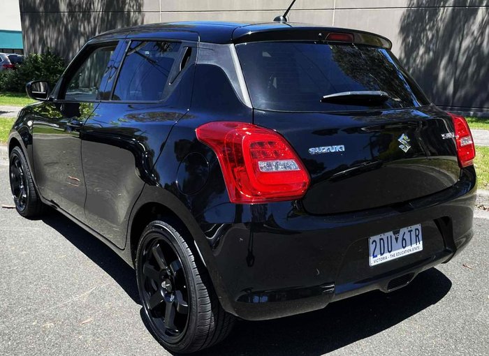 2017 Suzuki Swift GL Navigator