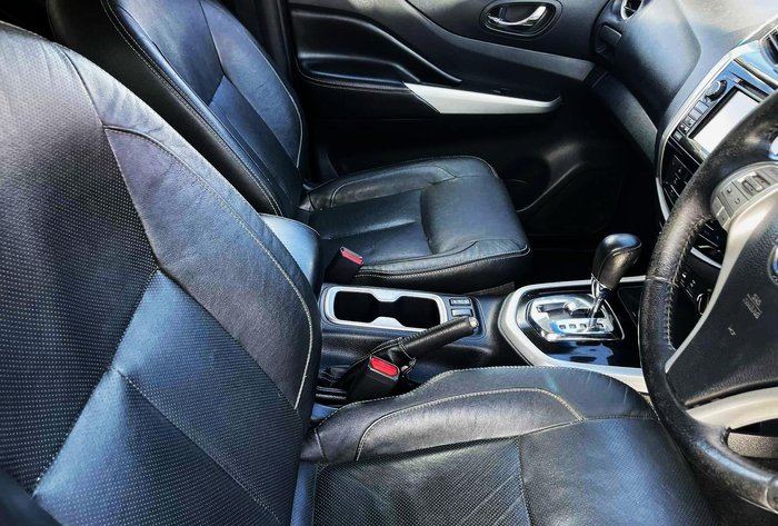 2017 Nissan Navara ST-X