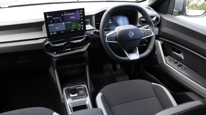 2025 Renault Duster Techno