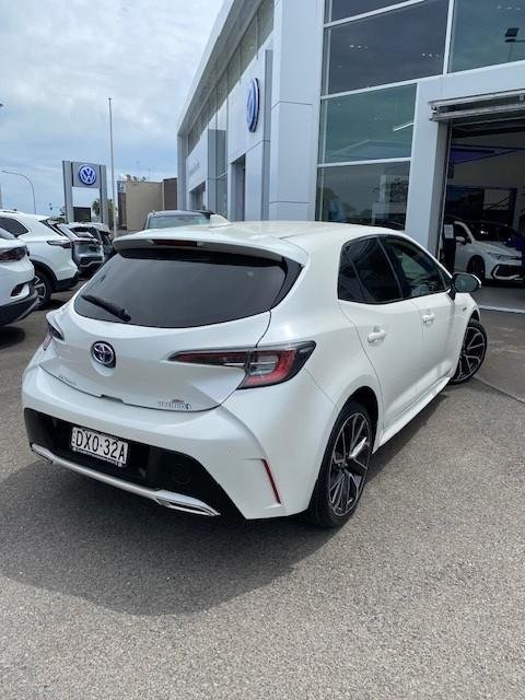 2020 Toyota Corolla ZR Hybrid