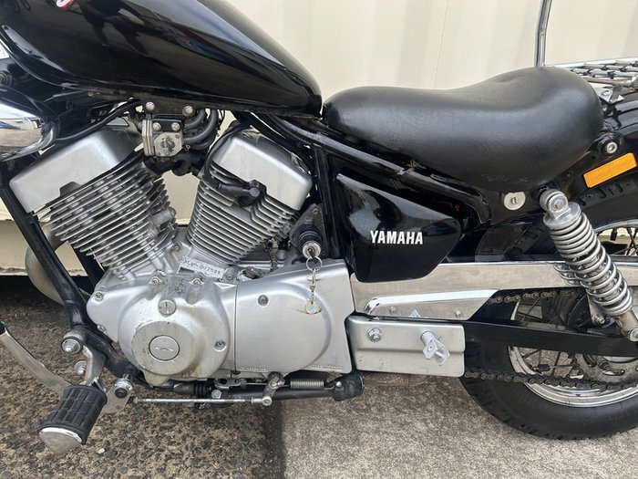 1994 YAMAHA VIRAGO 250 (XV250) Road BLACK