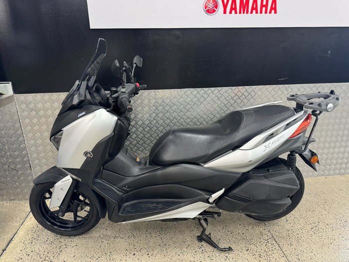 2018 Yamaha XMAX 300 (CZD300A) BLUE