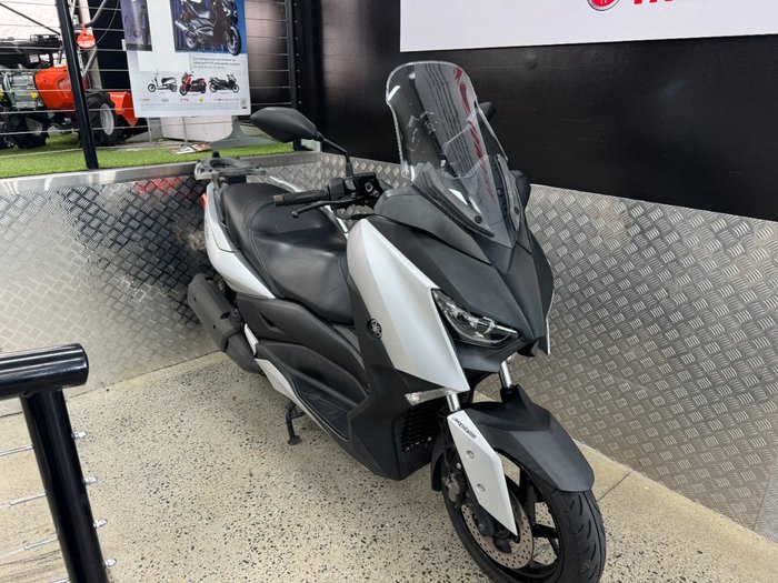 2018 Yamaha XMAX 300 (CZD300A) BLUE
