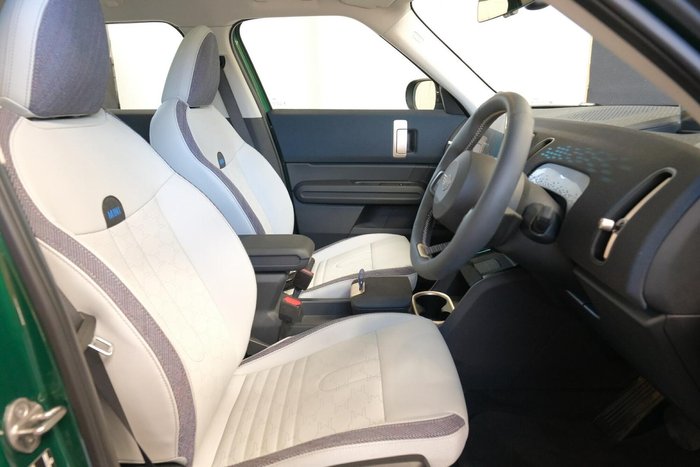 2024 MINI Countryman E Classic