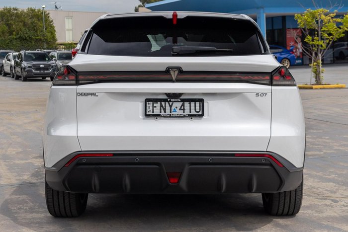 2024 Deepal S07 MY24 Comet White