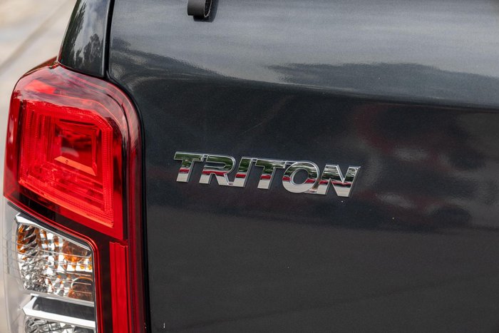 2020 Mitsubishi Triton GLX-R MR MY21 4X4 Dual Range Graphite Grey