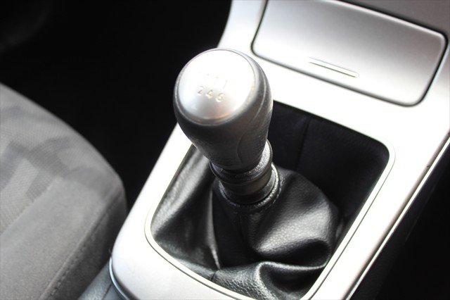 2013 Nissan Pulsar ST