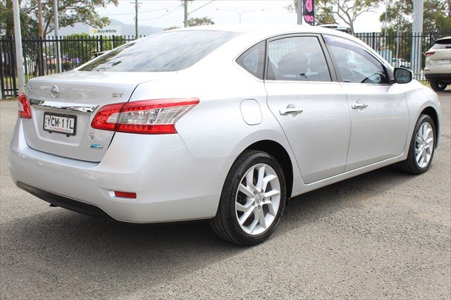 2013 Nissan Pulsar ST