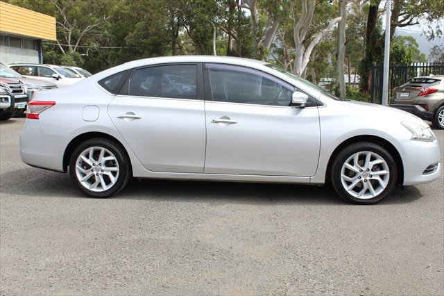 2013 Nissan Pulsar ST