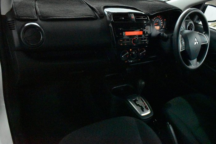 2019 Mitsubishi Mirage ES