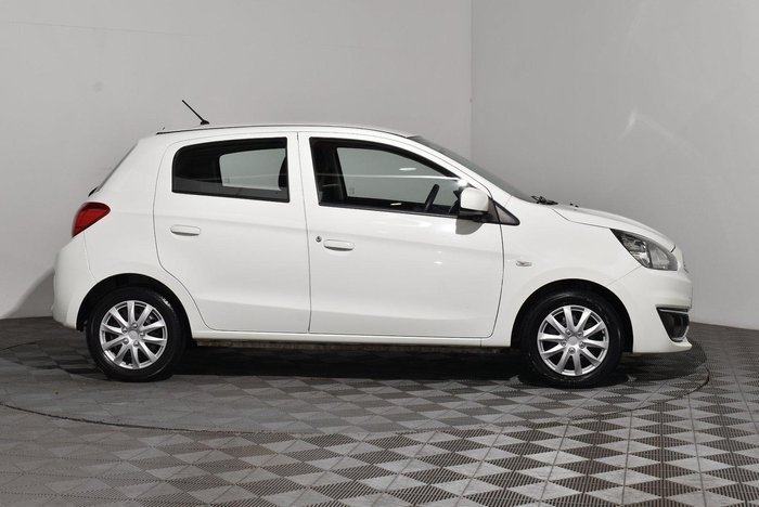 2019 Mitsubishi Mirage ES