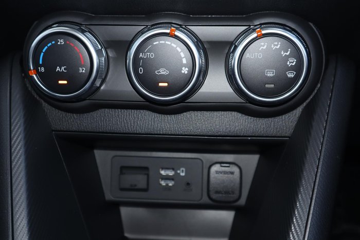 2025 Mazda 2 G15 Evolve