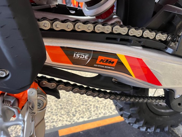 2025 KTM 450 EXC-F Six Days EXC-F Orange