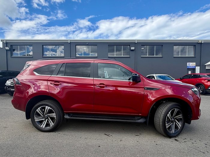 2025 Isuzu MU-X LS-T