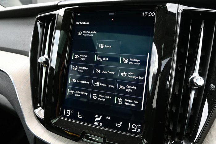 2018 Volvo XC60 D4 Inscription MY19 AWD Crystal White