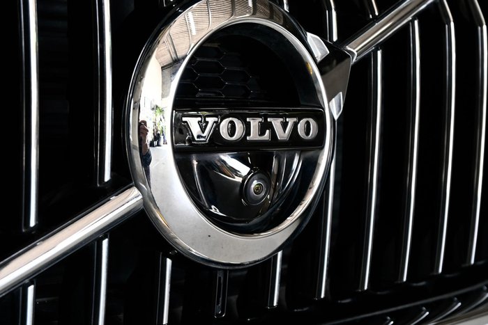 2018 Volvo XC60 D4 Inscription MY19 AWD Crystal White