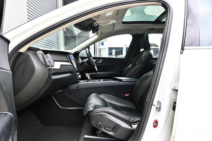 2018 Volvo XC60 D4 Inscription MY19 AWD Crystal White
