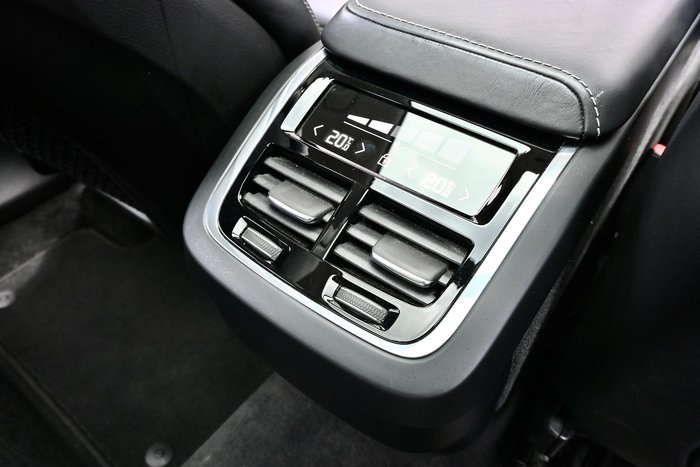 2018 Volvo XC60 D4 Inscription MY19 AWD Crystal White