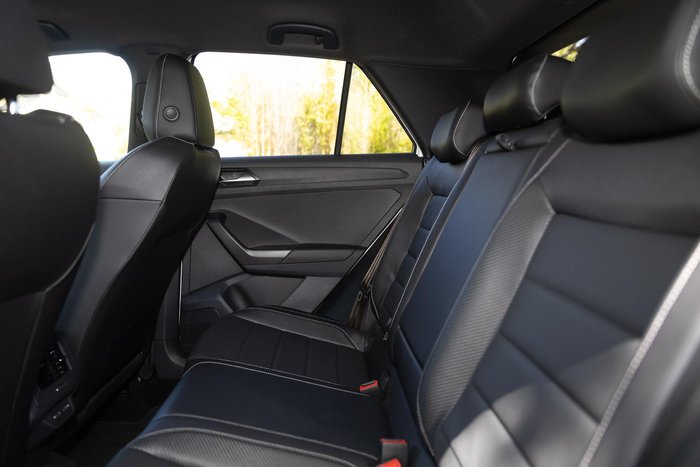 2025 Volkswagen T-Roc 140TSI R-Line