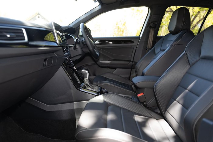 2025 Volkswagen T-Roc 140TSI R-Line