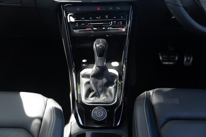 2025 Volkswagen T-Roc 140TSI R-Line