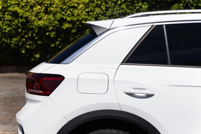 2025 Volkswagen T-Roc 140TSI R-Line