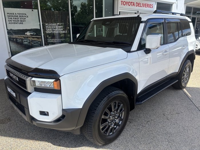 2024 Toyota Landcruiser Prado