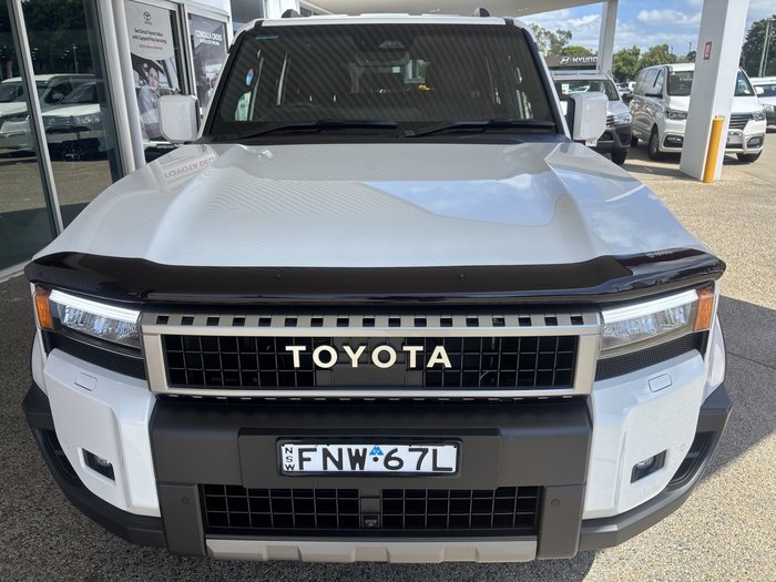 2024 Toyota Landcruiser Prado