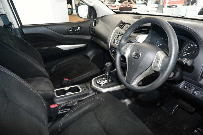 2019 Nissan Navara RX