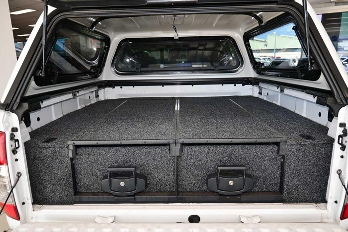 2019 Nissan Navara RX