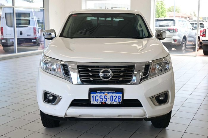 2019 Nissan Navara RX